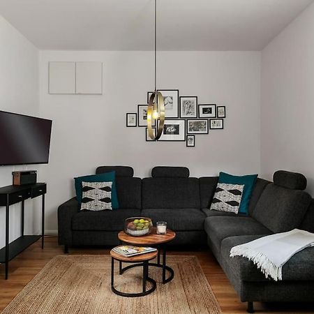Charmantes Townhaus Mit Garten, W-Lan & Netflix Potsdam Exterior photo